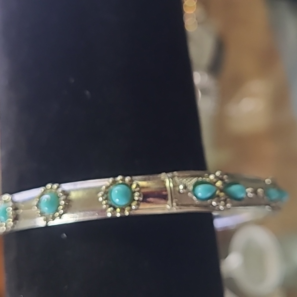Fashion Jewelry Silver and Turquoise Bangle Bracelet